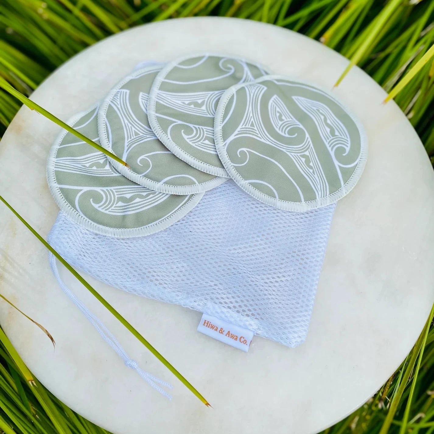 
                  
                    Reusable Bamboo Breast Pads - Hiwa & Awa Co.
                  
                