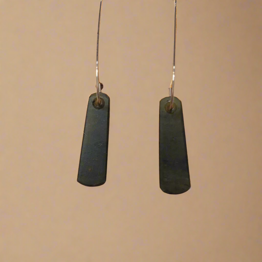 Whakakai Pounamu (Drop Earrings) - 1