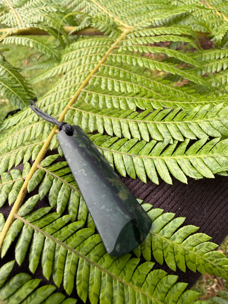Toki Pounamu Pendant - 2